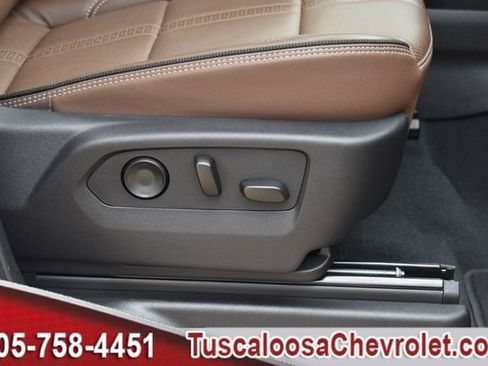 Used 2025 Chevrolet Tahoe High Country image 30