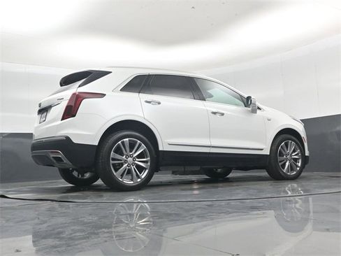 Used 2024 Cadillac XT5 Premium Luxury image 39