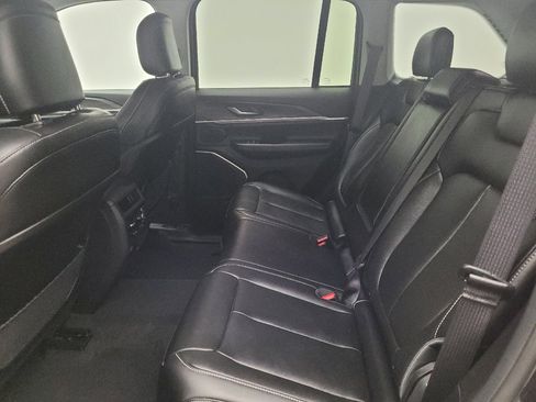 Used 2023 Jeep Grand Cherokee 4WD 4xe image 18