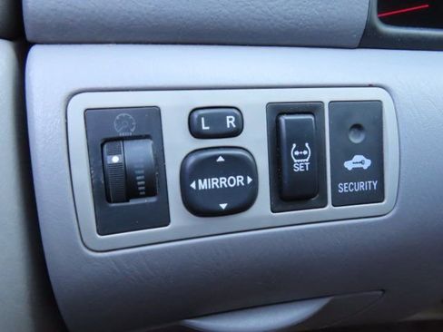 Used 2007 Toyota Corolla CE FWD image 23
