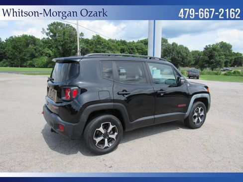 Used 2019 Jeep Renegade Trailhawk w/ UConnect 8.4 Nav Group AWD/4WD image 15