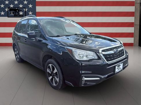 Used 2018 Subaru Forester 2.5i Premium AWD/4WD image 3