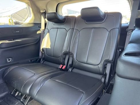 Used 2021 Jeep Grand Cherokee L Limited image 10