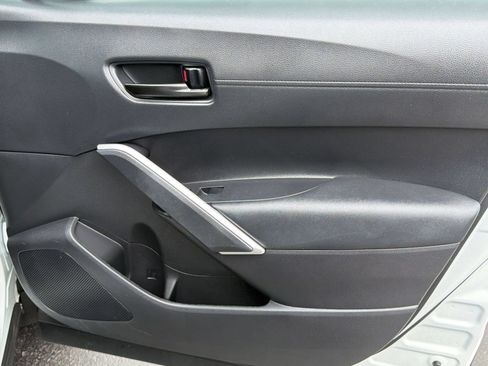 Certified 2023 Toyota Corolla Cross AWD Hybrid image 34