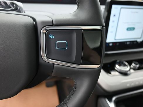 New 2026 Ford Expedition Active RWD image 6
