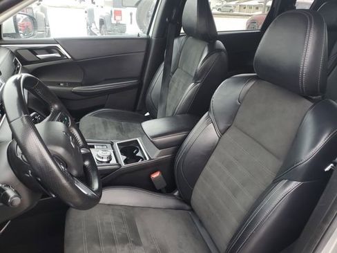 Used 2024 Mitsubishi Outlander SE image 5