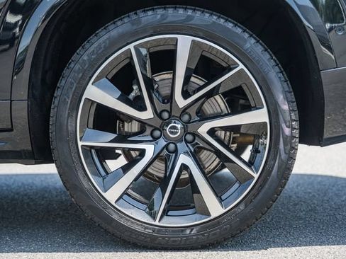 Certified 2024 Volvo XC90 B6 Plus w/ Protection Package Premier AWD/4WD image 20
