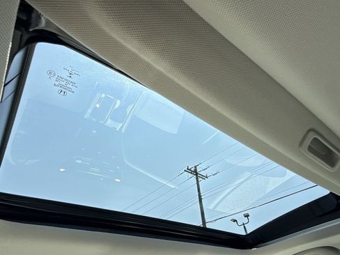 Used 2018 Honda Accord EX-L image 24