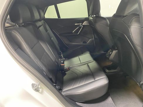 Used 2025 BMW X2 xDrive28i w/ Premium Package image 18