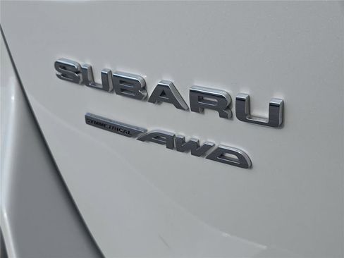 Used 2022 Subaru Outback Touring XT image 7