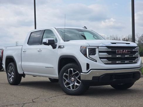 New 2026 GMC Sierra 1500 SLE AWD/4WD image 2