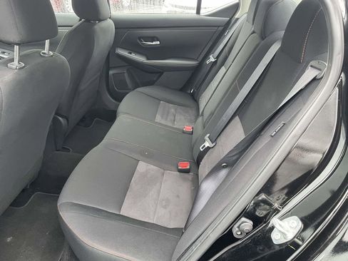 Used 2025 Nissan Sentra SR w/ Midnight Edition image 23