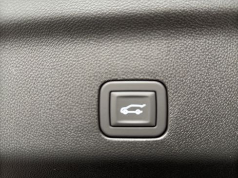 New 2026 GMC Yukon Elevation w/ Elevation Premium Package AWD/4WD image 24