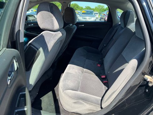 Used 2014 Chevrolet Impala LT w/ LT Sunroof Package image 10