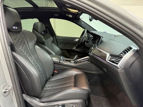 Used 2021 BMW X6 M w/ Competition Package image 16