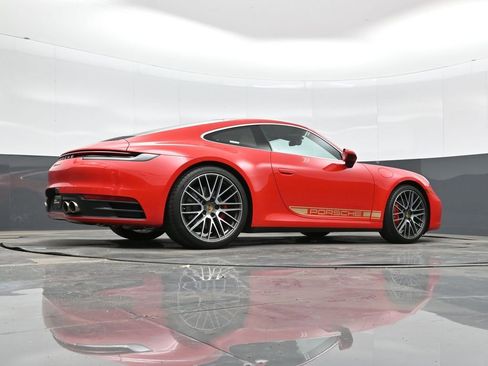 Certified 2024 Porsche 911 Carrera S RWD image 38