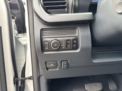 New 2026 Ford F350 Platinum w/ FX4 Off-Road Package AWD/4WD image 26