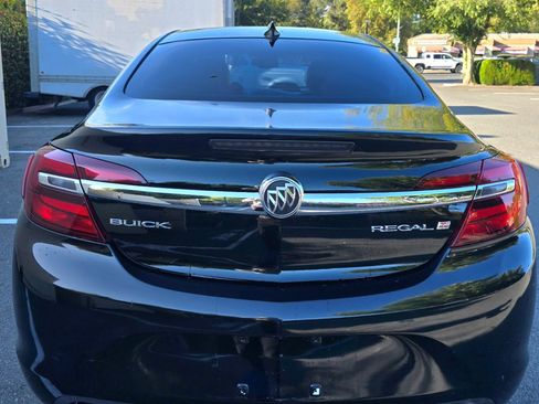 Used 2016 Buick Regal FWD image 2