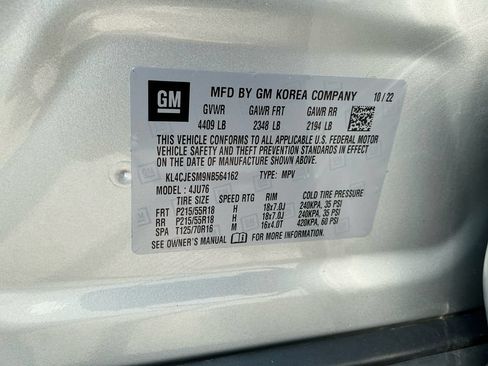 Used 2022 Buick Encore Preferred w/ Safety Package AWD/4WD image 30