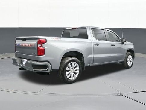 Used 2025 Chevrolet Silverado 1500 Custom image 14