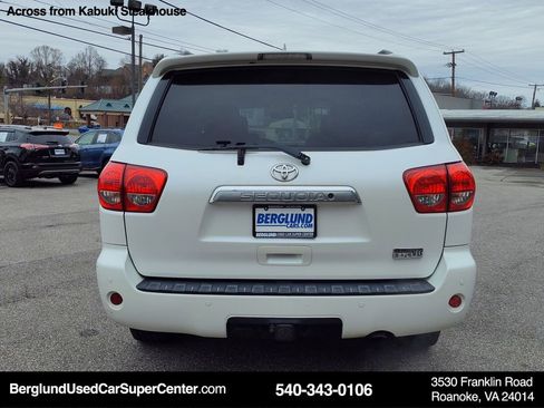 Used 2016 Toyota Sequoia Platinum image 5