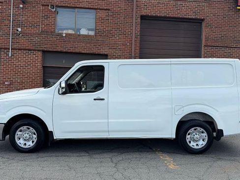 Used 2020 Nissan NV 2500 SV RWD image 7