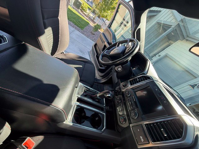 Used 2019 Ford F150 XLT w/ Equipment Group 302A Luxury AWD/4WD image 4