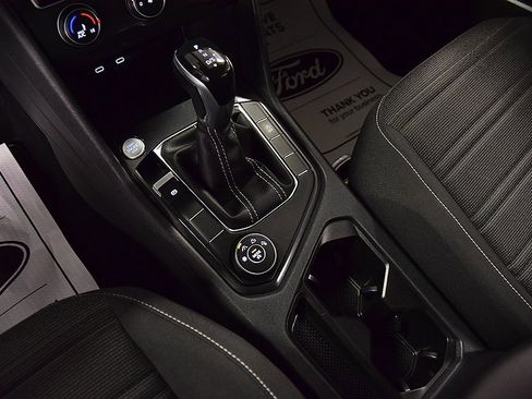 Used 2022 Volkswagen Tiguan S image 21