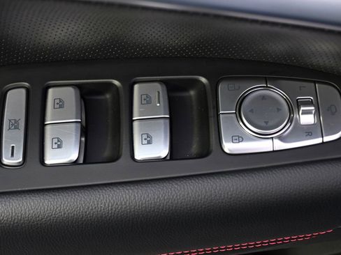 Used 2023 Genesis G70 2.0T w/ Sport Prestige Package image 23