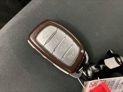 Used 2018 Hyundai Sonata SEL image 9