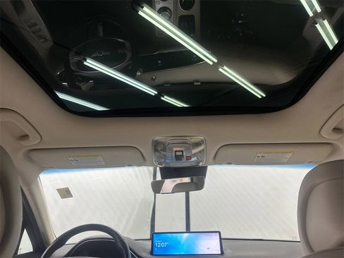 Used 2023 Genesis GV70 2.5T w/ Select Package image 23