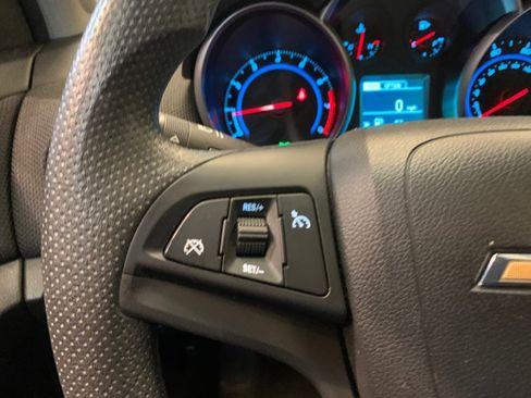 Used 2015 Chevrolet Cruze LT w/ Sun And Sound Package FWD image 23