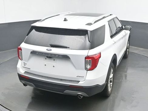 Used 2021 Ford Explorer Limited w/ Equipment Group 301A AWD/4WD image 24