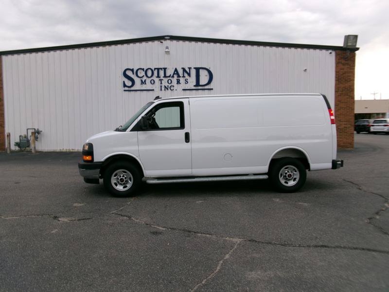 Used 2025 GMC Savana 2500 w/ Driver Convenience Package RWD image 14