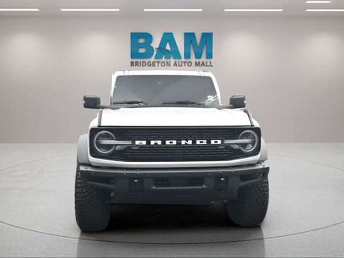 Used 2024 Ford Bronco Wildtrak AWD/4WD image 2