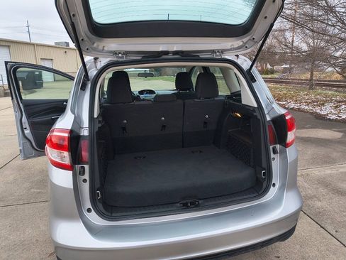 Used 2018 Ford C-MAX SE w/ Cold Weather Package FWD image 5