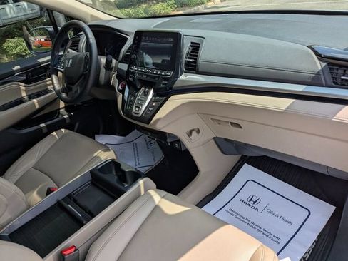Certified 2023 Honda Odyssey Touring image 39