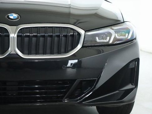 Used 2023 BMW 330i xDrive Sedan w/ Premium Package AWD/4WD image 8
