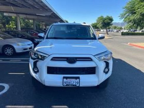 Used 2023 Toyota 4Runner SR5 AWD/4WD image 2