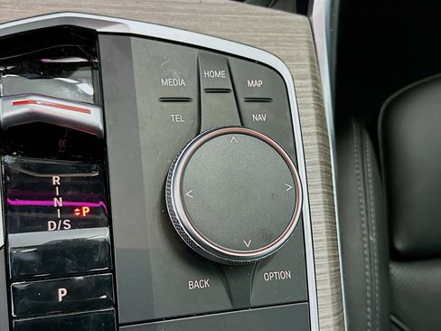 Used 2025 BMW 330i xDrive Sedan image 26