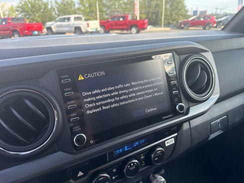 Certified 2023 Toyota Tacoma TRD Sport AWD/4WD image 10