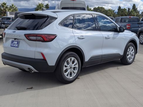 New 2026 Ford Escape Active image 2