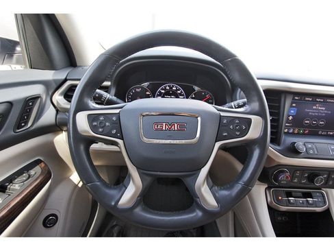 Used 2020 GMC Acadia Denali w/ Denali Ultimate Package AWD/4WD image 14