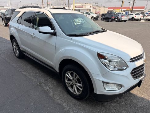 Used 2017 Chevrolet Equinox LT w/ Convenience Package FWD image 8