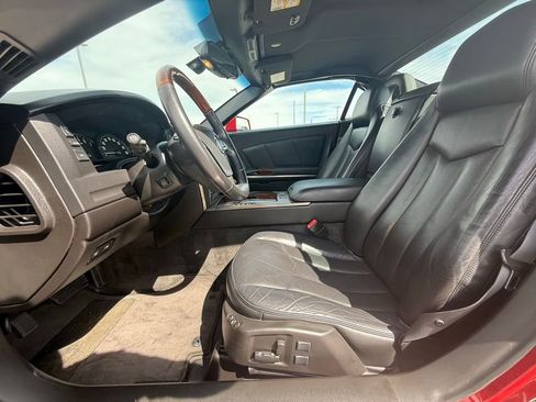 Used 2005 Cadillac XLR image 30