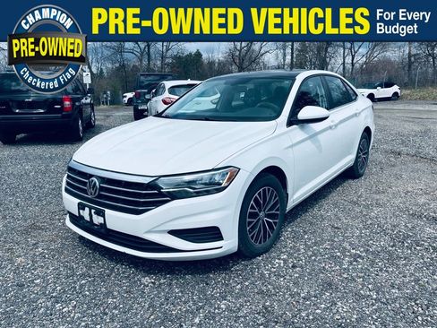 Used 2019 Volkswagen Jetta SE FWD image 1