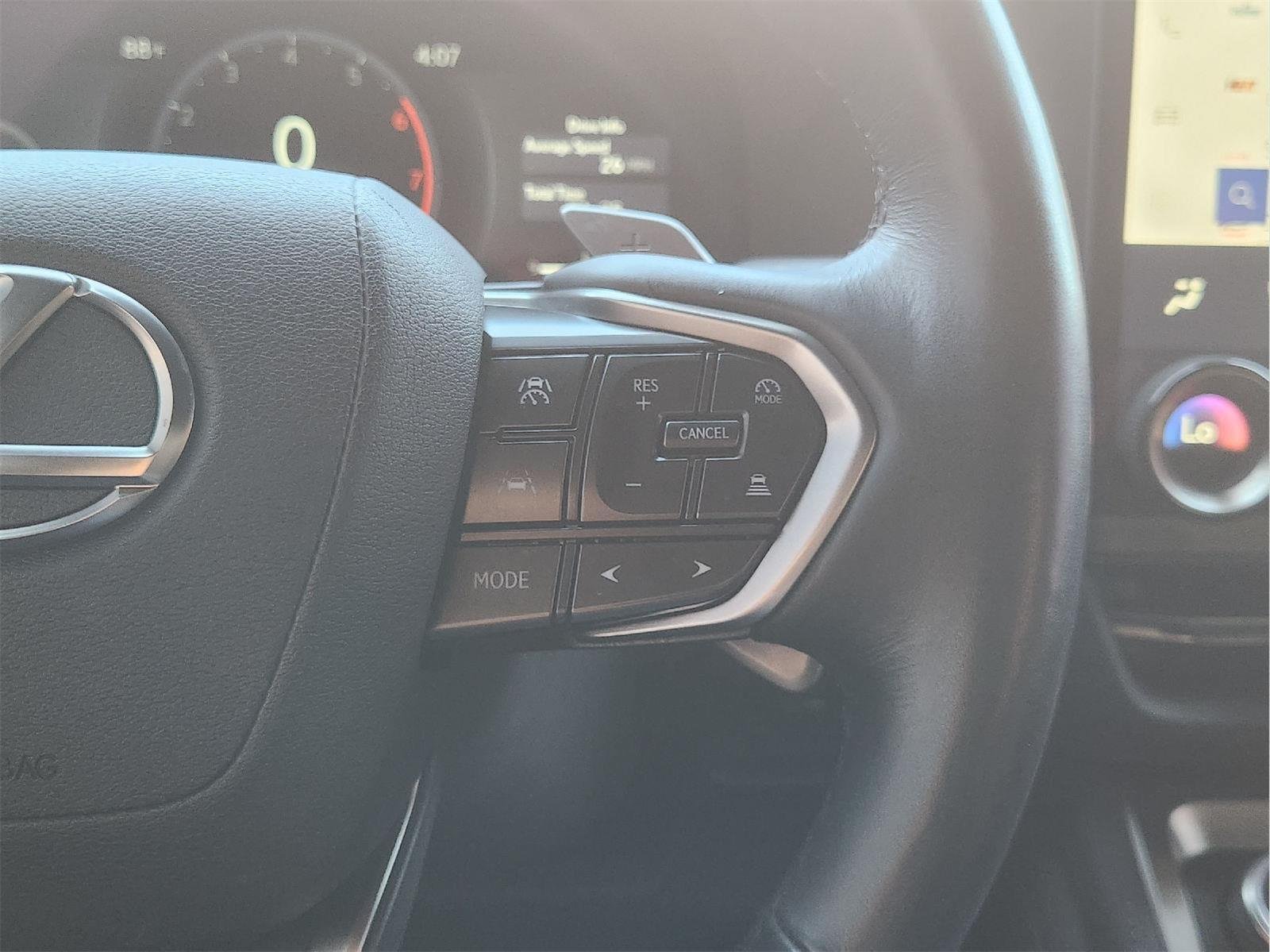 Used 2025 Lexus GX 550 w/ Accessory Package (2T) AWD/4WD image 29