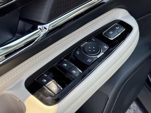 New 2026 Lincoln Corsair Grand Touring image 22