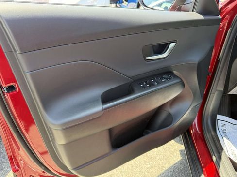 Certified 2024 Hyundai Kona Limited FWD image 16