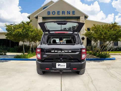 Used 2022 Ford Bronco Sport Badlands image 5